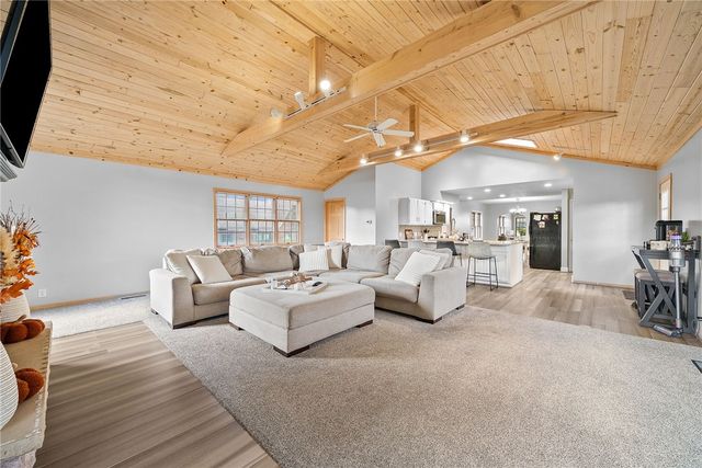 431 W Vine St, New Wilmington Boro, PA 16142