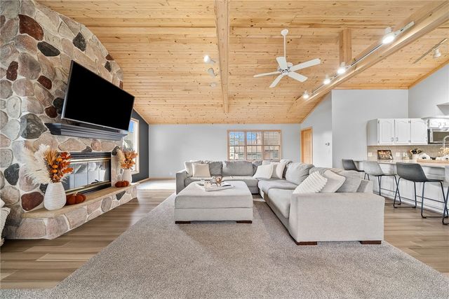 431 W Vine St, New Wilmington Boro, PA 16142