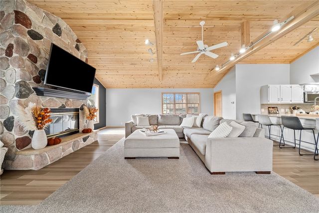 431 W Vine St, New Wilmington Boro, PA 16142