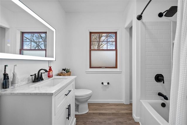 431 W Vine St, New Wilmington Boro, PA 16142