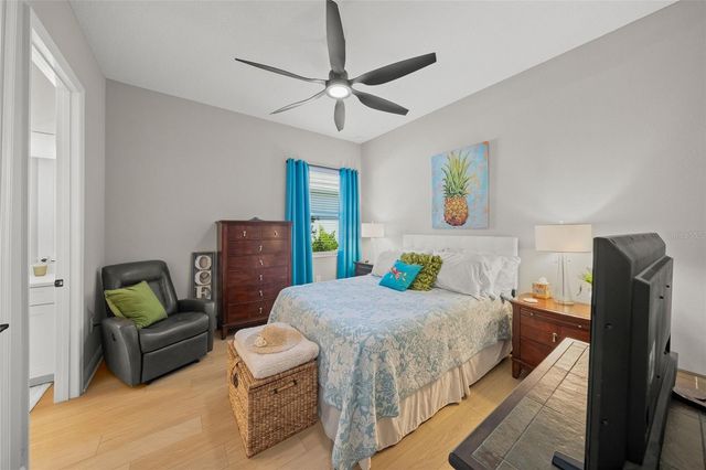 10345 CANAVERAL CIRCLE, Sarasota, FL 34241