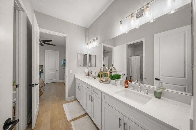 10345 CANAVERAL CIRCLE, Sarasota, FL 34241