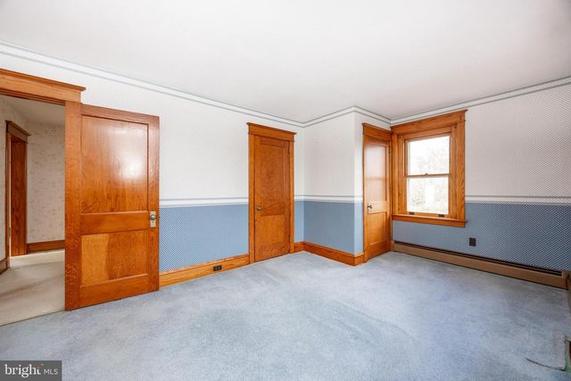 323 BROAD ST, Harleysville, PA 19438