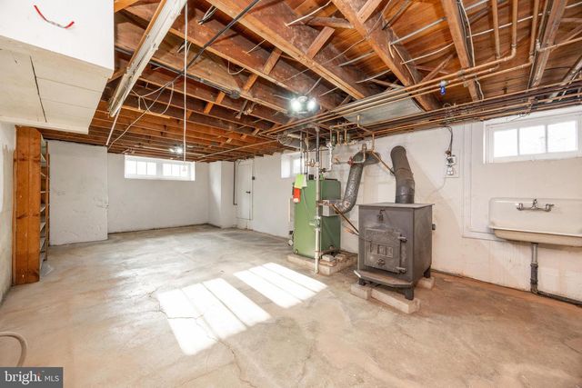 323 BROAD ST, Harleysville, PA 19438