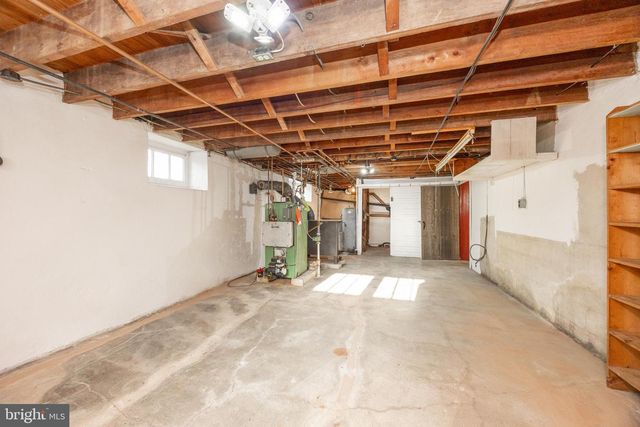 323 BROAD ST, Harleysville, PA 19438