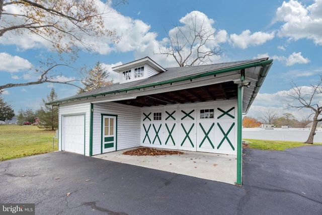 323 BROAD ST, Harleysville, PA 19438