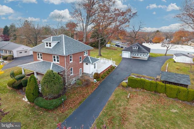 323 BROAD ST, Harleysville, PA 19438