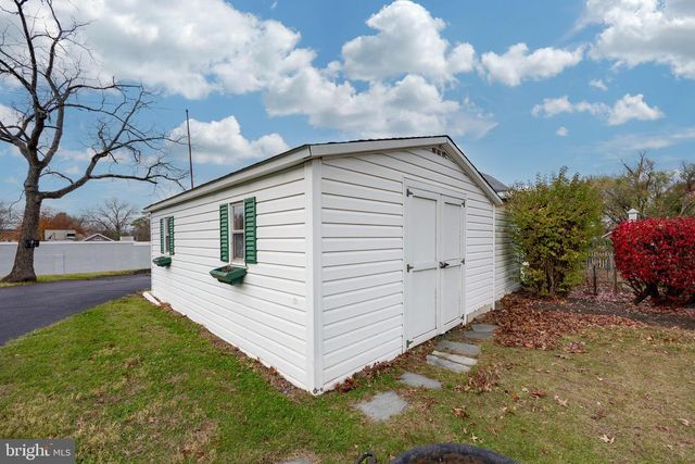 323 BROAD ST, Harleysville, PA 19438