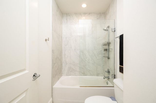 717 S Riverside Dr Apt 709, Memphis, TN 38103