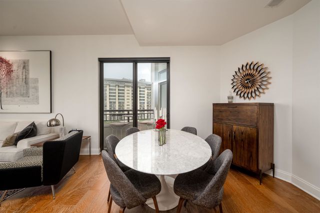 717 S Riverside Dr Apt 709, Memphis, TN 38103