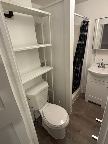 25 Church St. 6, Natick, MA 01760