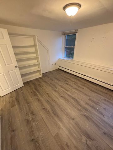 25 Church St. 6, Natick, MA 01760
