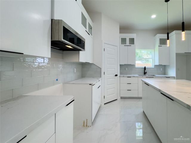 4812 Duke Avenue, Mcallen, TX 78504