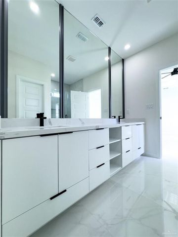 4812 Duke Avenue, Mcallen, TX 78504