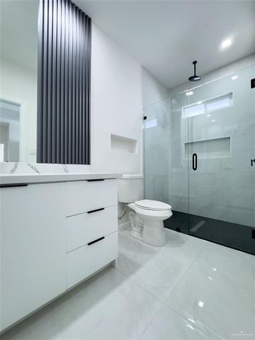 4812 Duke Avenue, Mcallen, TX 78504