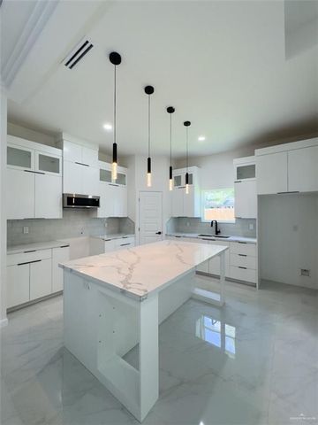 4812 Duke Avenue, Mcallen, TX 78504