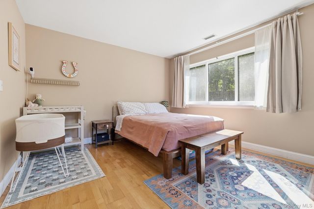 309 N Greeley Avenue 5C, Chappaqua, NY 10514