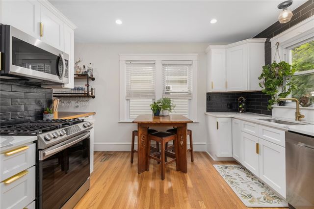 76 Myrtle Avenue, Cranston, RI 02910