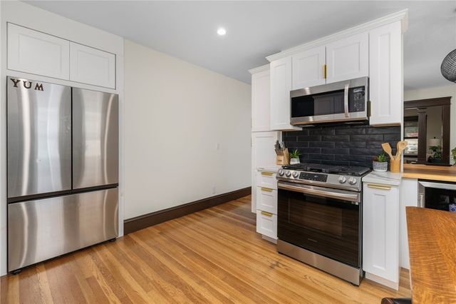 76 Myrtle Avenue, Cranston, RI 02910