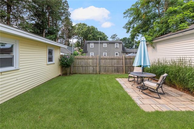 76 Myrtle Avenue, Cranston, RI 02910