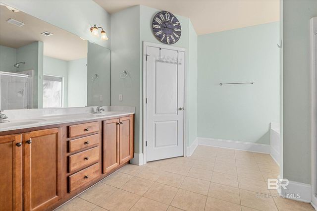 585 Sheffield Avenue, Foley, AL 36535