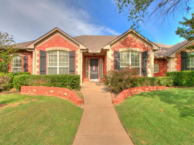 1921 Hallbrooke Drive, Norman, OK 73071