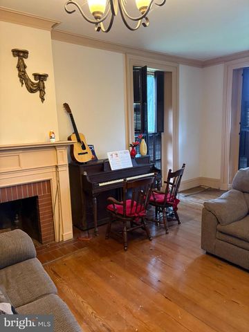 3985 LOCUST GROVE RD, Columbia, PA 17512