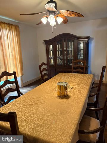 3985 LOCUST GROVE RD, Columbia, PA 17512