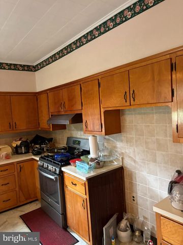 3985 LOCUST GROVE RD, Columbia, PA 17512