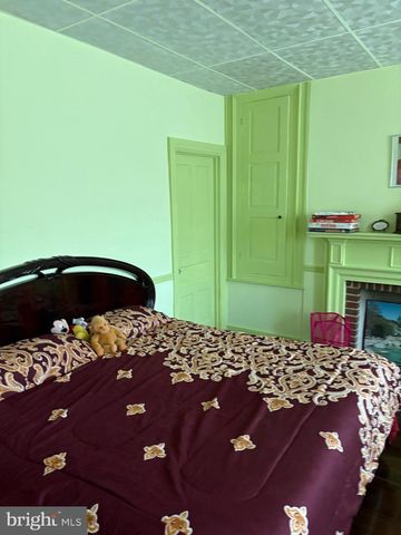 3985 LOCUST GROVE RD, Columbia, PA 17512