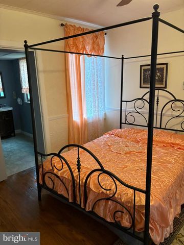 3985 LOCUST GROVE RD, Columbia, PA 17512
