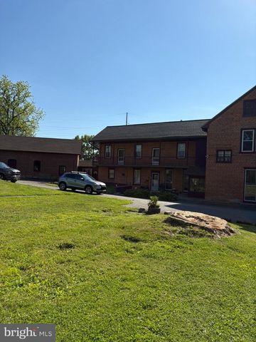 3985 LOCUST GROVE RD, Columbia, PA 17512