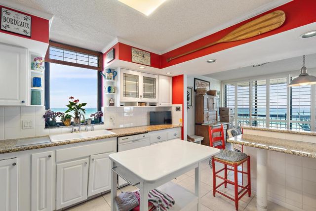 5380 N Ocean Drive 6d, Singer Island, FL 33404