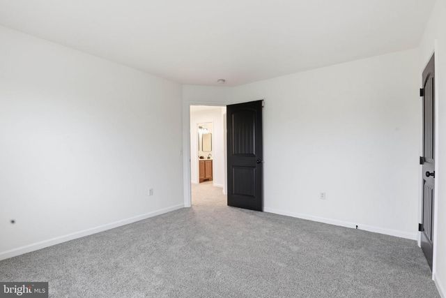 125 WOODMEADOW DR, Denver, PA 17517