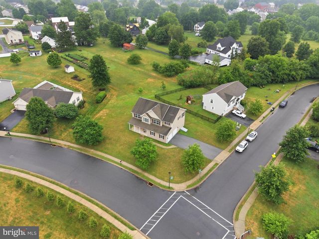 125 WOODMEADOW DR, Denver, PA 17517
