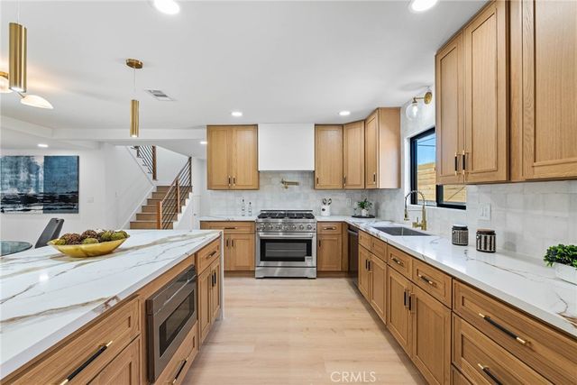 10321 Kamuela, Huntington Beach, CA 92646