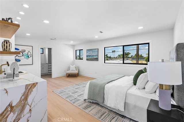 10321 Kamuela, Huntington Beach, CA 92646