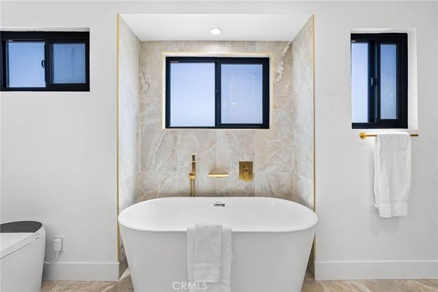 10321 Kamuela, Huntington Beach, CA 92646