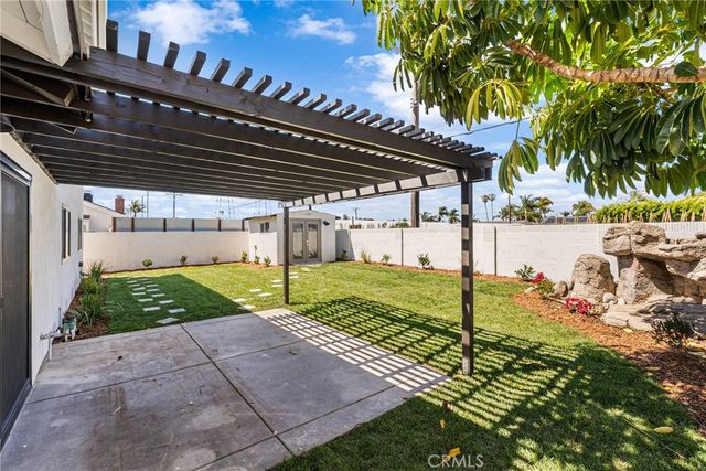 10321 Kamuela, Huntington Beach, CA 92646