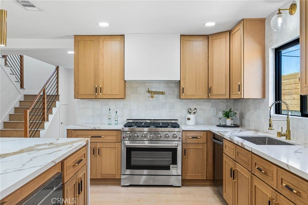 10321 Kamuela, Huntington Beach, CA 92646