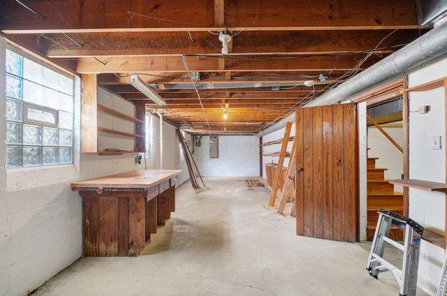559 Enfield Road, Columbus, OH 43209