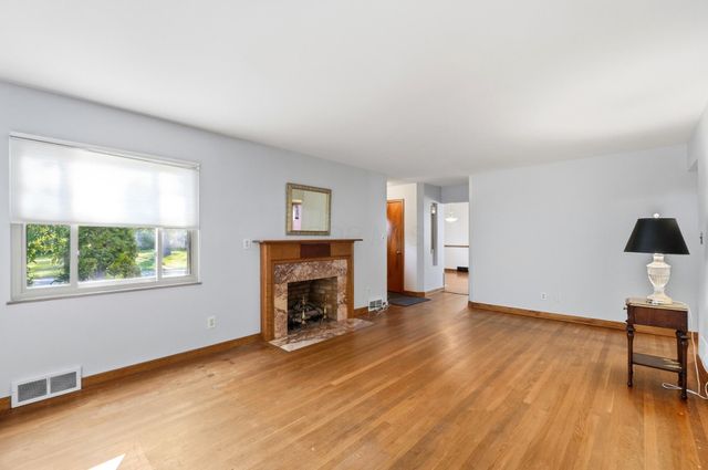 559 Enfield Road, Columbus, OH 43209