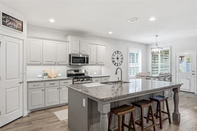 1804 Cardinal Way, Argyle, TX 76226