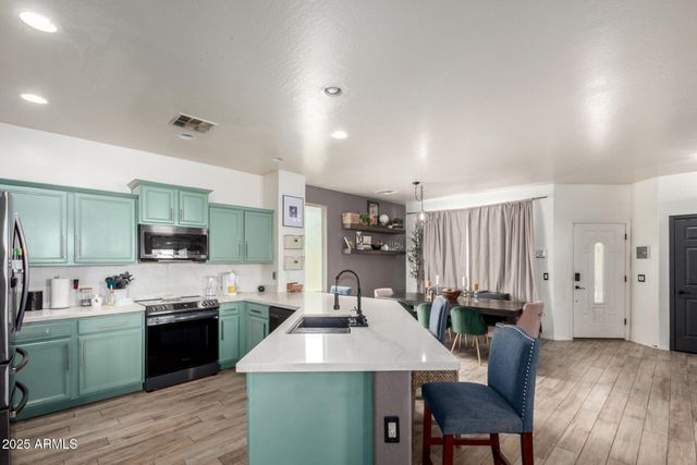 1835 S ROCKWELL Street, Gilbert, AZ 85295