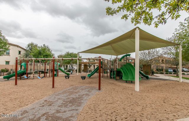 1835 S ROCKWELL Street, Gilbert, AZ 85295