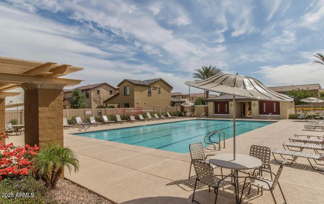 1835 S ROCKWELL Street, Gilbert, AZ 85295