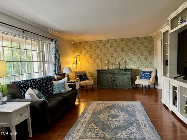 1700 Brentwood Drive, Greeneville, TN 37743