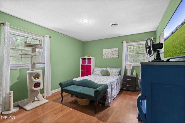 1700 Brentwood Drive, Greeneville, TN 37743