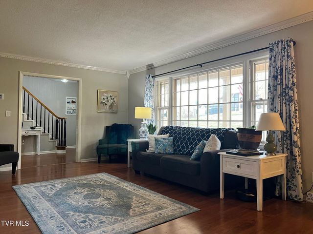 1700 Brentwood Drive, Greeneville, TN 37743