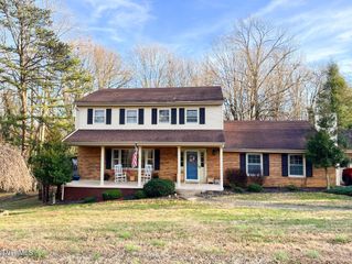 1700 Brentwood Drive, Greeneville, TN 37743
